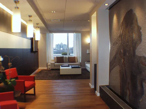 247 West 46th Street 1706 image 6 of 7