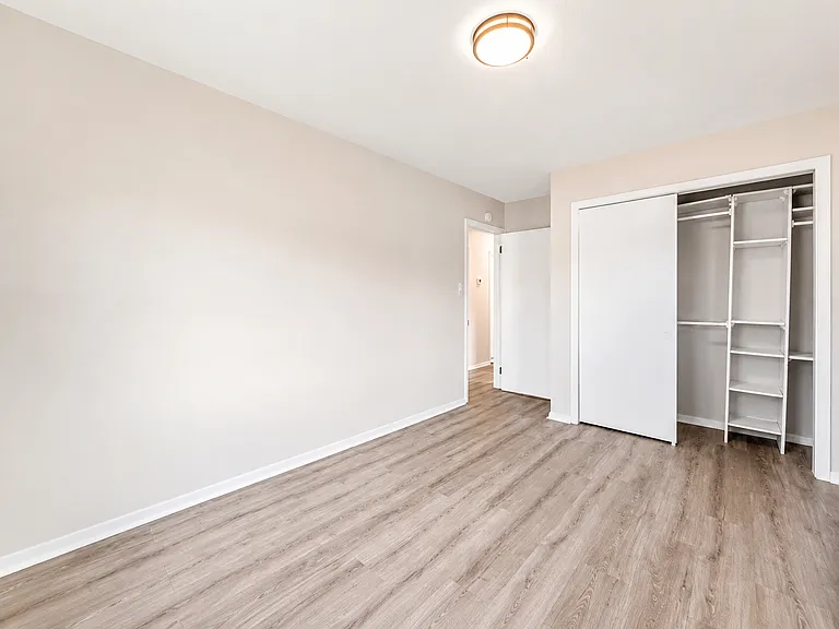 4401 Genny Lynn Dr — Photo 12