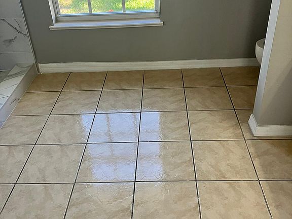 3rd image of 3507 NE 13th Ave