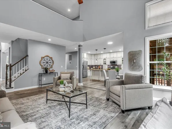 255 Summer Breeze Ln, Fredericksburg, VA 22406