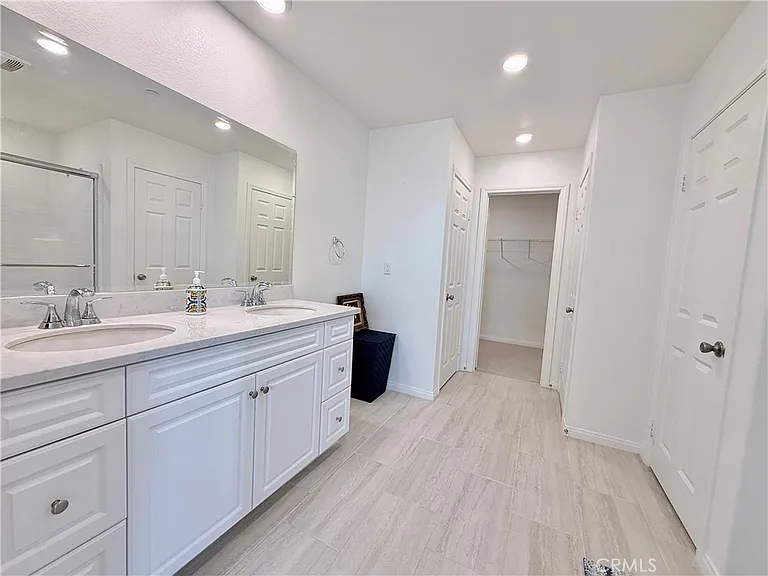 4116 E Coronado Privado — Photo 25