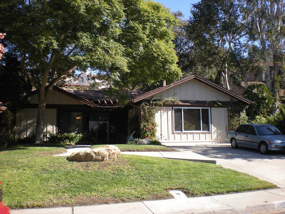 1st image of 13833 Davenport Ave