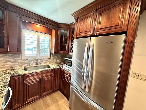 5th image of 4974 Coquina Key Dr SE