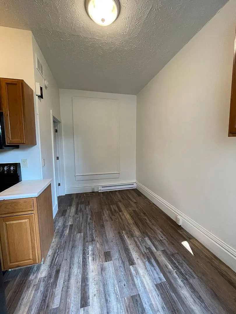 206 S. 6th St-Tetzloff — Photo 3