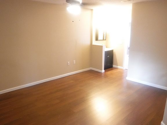 3rd image of 3000 S Semoran Blvd #I-12
