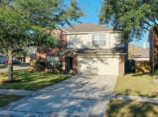 2873 Pointe Dr, Dickinson, TX 77539