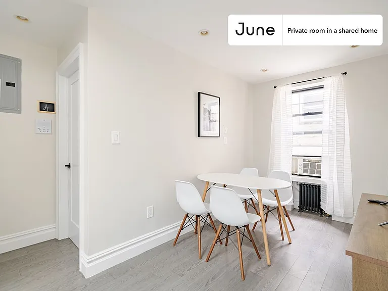 345 E 21st St #A — Photo 7