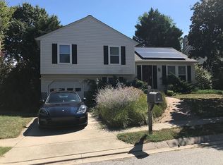 31 Highfields Dr, Baltimore, MD 21228