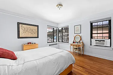 50 Park Terrace West, #1B