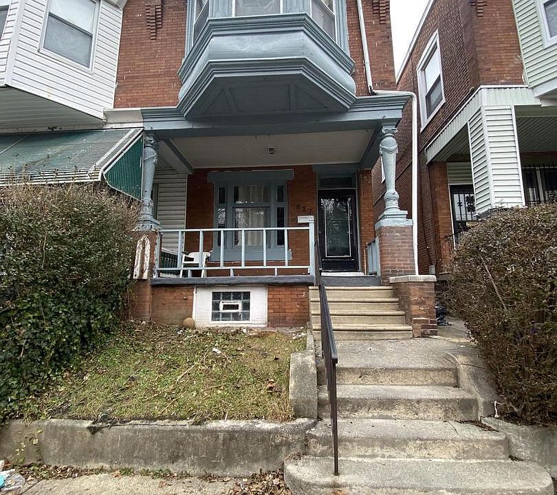 1st image of 627 E Locust Ave