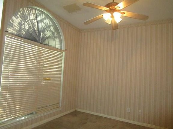 2nd image of 647 Teresa Ln
