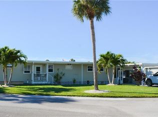 17900 Eglantine Ln, Fort Myers Beach, FL 33931