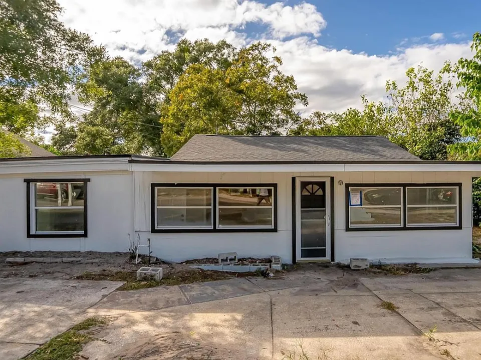 302 N Maine Ave