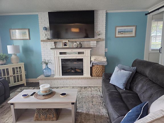 5th image of 1691 W Higgins Lake Dr