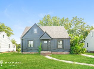 3083 Joslyn Rd, Cleveland, OH 44111