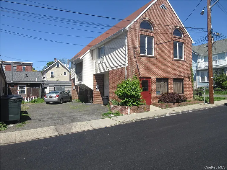 20 Bridge St — Photo 10