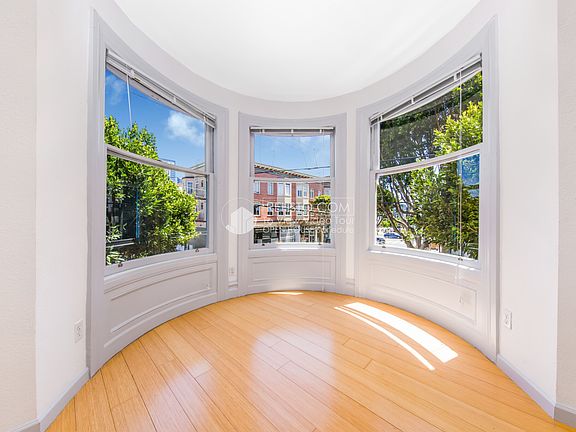 2nd image of 539 Octavia St #6