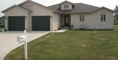 1st image of 1633 Crane Ct