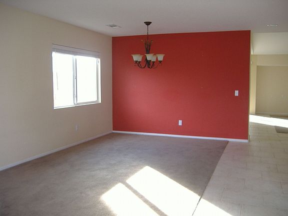 Living Room/Formal Dining