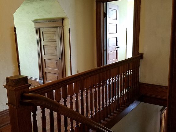 2nd floor hallway