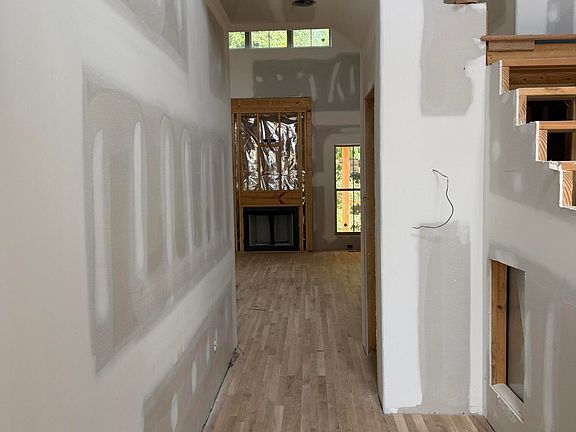 3rd image of 1724 Ritz Way #8