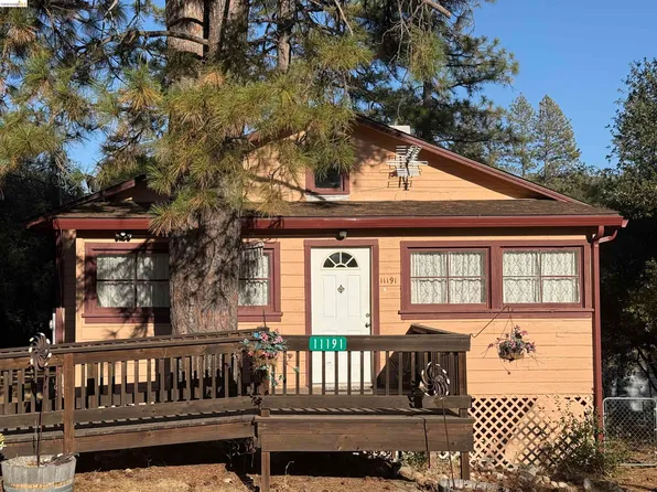 11191 Big Oak Rd, Big Oak Flat, CA 95305