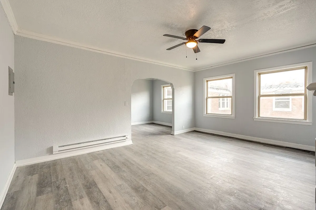 Building Photo - 2840 S Moreland Blvd #19