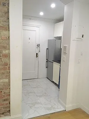 Rented by REAL New York | media 31