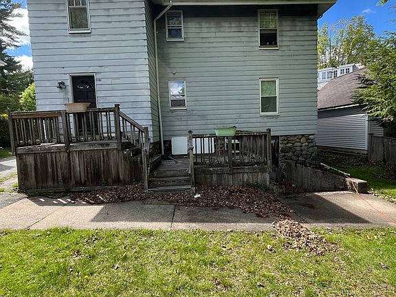 4th image of 10 Hammondswood Rd