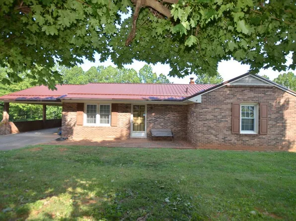 153 Fairystone Church Loop, Stuart, VA 24171