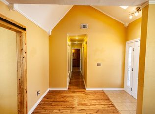 11909 Kristi Ln, Overbrook, OK 73453