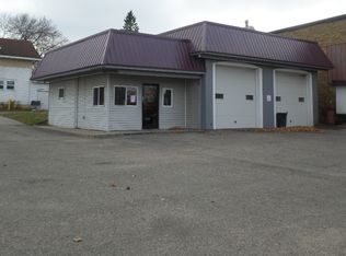 420 E State St, Algona, IA 50511