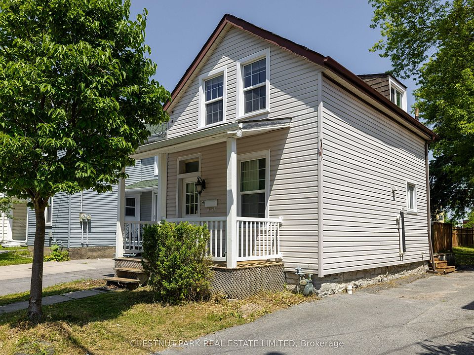 1st image of 451 Albert St