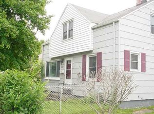 32 Pritchard St, Buffalo, NY 14210