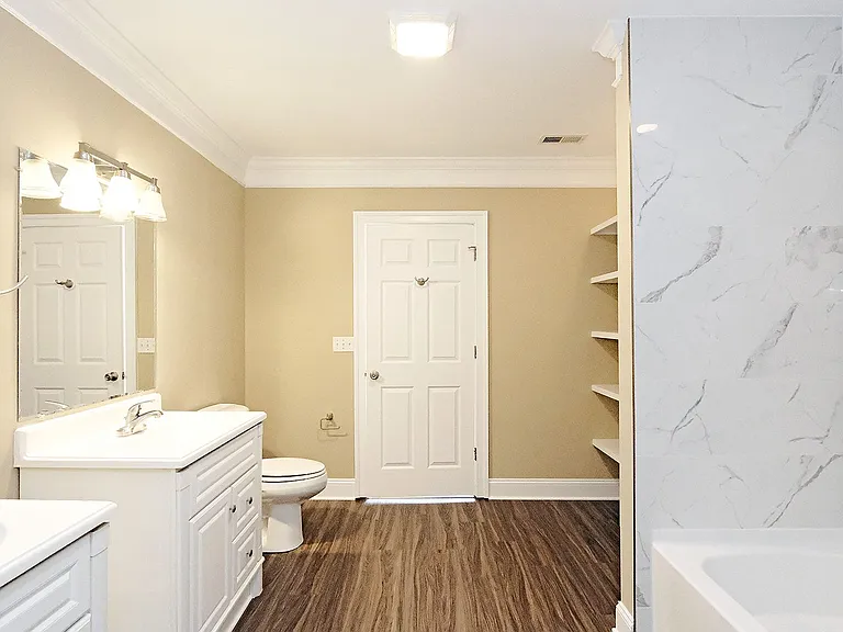 103 Linden St — Photo 16