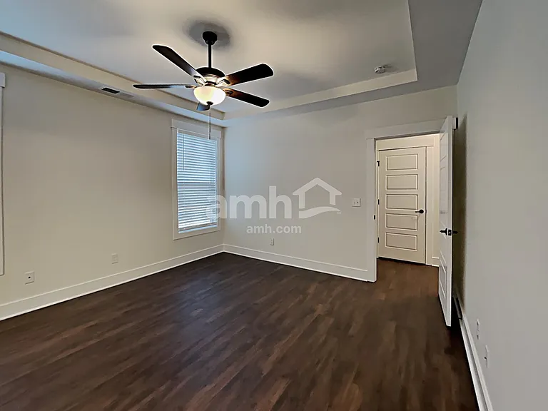 1104 Westlawn Blvd — Photo 11