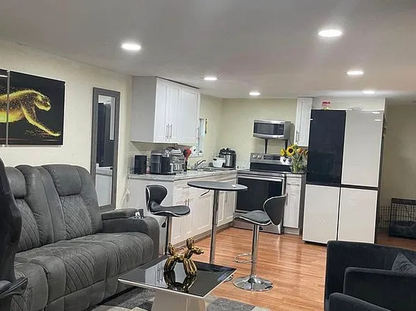 14721 NE 6th Ave, Miami, FL 33161