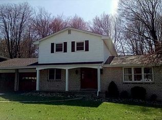 12 Spring Run Rd, Greensburg, PA 15601