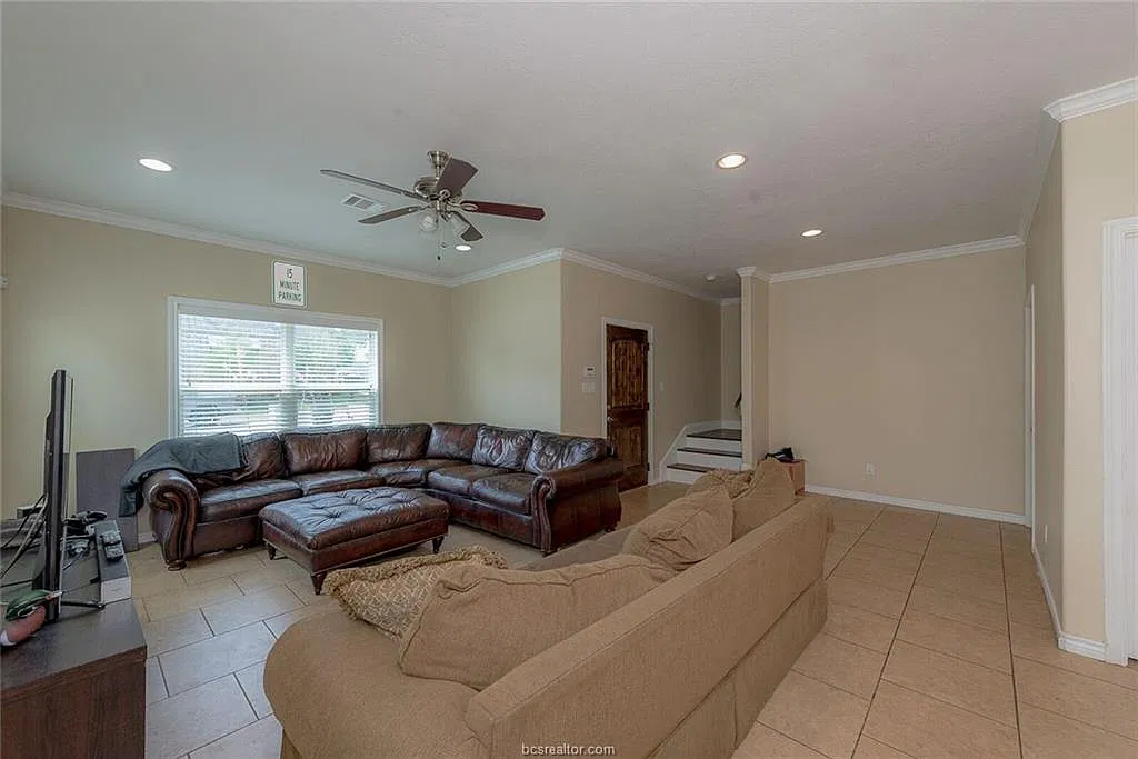 4209 Aspen Street - 1 — Photo 2