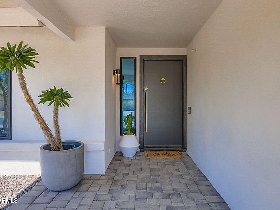 3rd image of 6222 E BLANCHE Drive