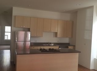 2835 W Medill Ave, Chicago, IL 60647