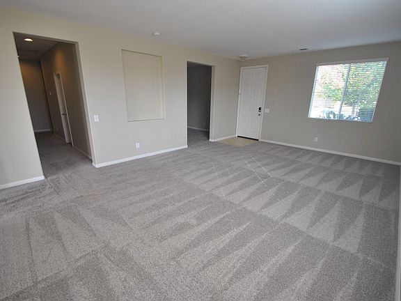 3rd image of 29558 Mesa Verde Cir