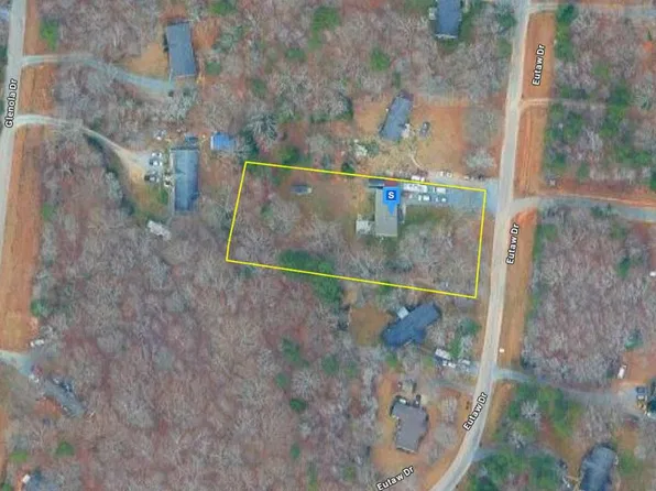 4104 Eutaw Dr, Waxhaw, NC 28173