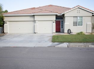 722 Hammer Hill Dr, Newman, CA 95360
