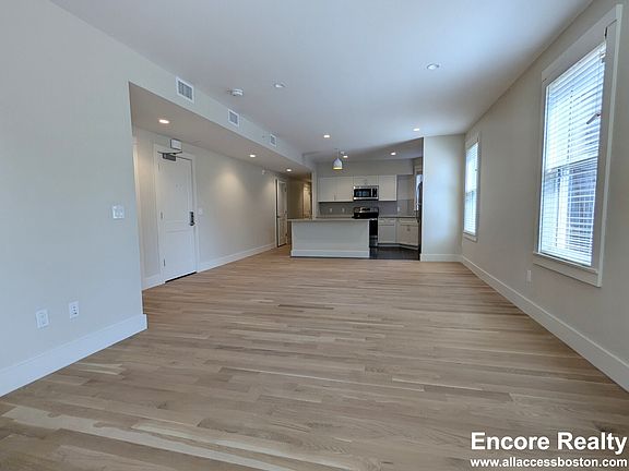 4th image of 56 John F Kennedy St Suite 7
