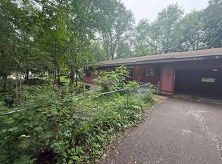 14902 Wildwood Rd, Burnsville, MN 55306