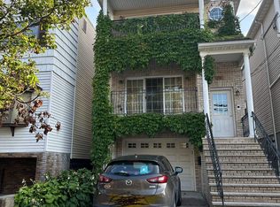 70 W 10th St #1, Bayonne, NJ 07002