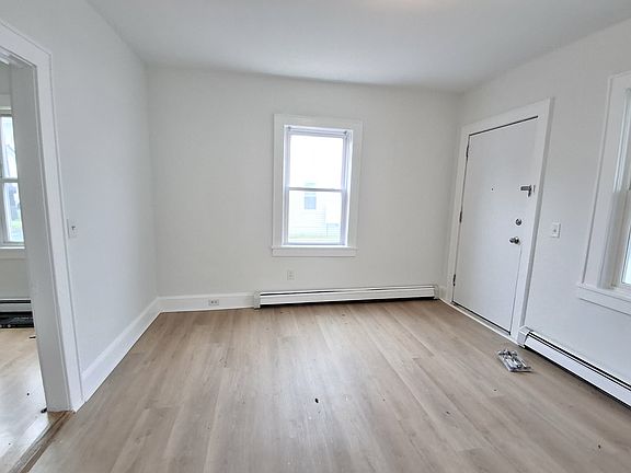 5th image of 31 Obert St #1