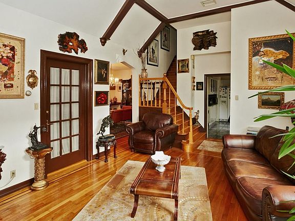 2nd image of 50-39 194th Street