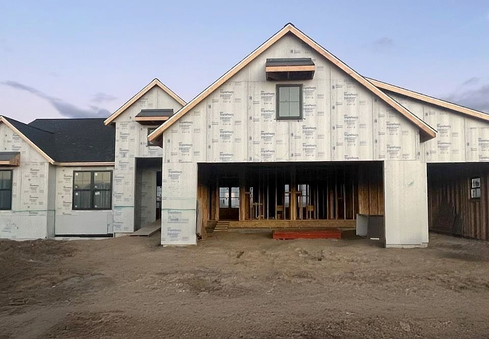 1st image of 3199 Hidden Meadows Dr